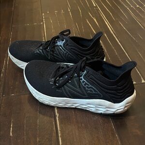 New Balance Womens Black Fresh Foam Beacon V3 Shoes